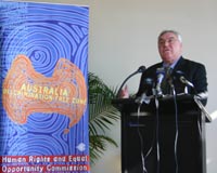 Photo : Dr William Jonas, AM at Isma? project launch in Sydney on 16 June 2004